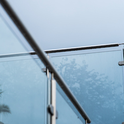 Schoonmaak glazen balustrades Steenokkerzeel